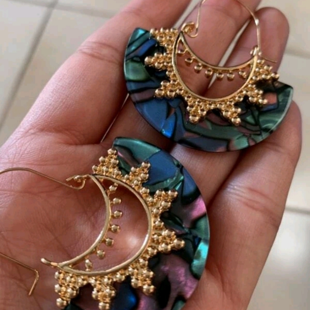 Boho Gold & Abalone abstract shell Fan hoop drop beach earrings 2/$30 - Picture 11 of 11
